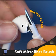 Load image into Gallery viewer, Cepillo Limpiador De Audifonos 3 En 1 Blanco