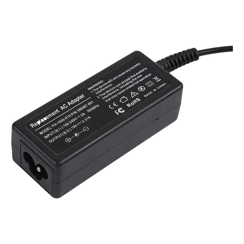 Adaptador De Alimentación Para Notebooks Asus De 45w Negro