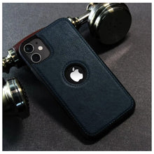 Cargar imagen en el visor de la galería, Carcasa Cuero Premium Para iPhone (todos) + Lámina Espía Azul Oscuro 15 Pro
