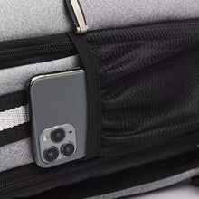 Cargar imagen en el visor de la galería, Mochila De Alta Calidad Para Notebook Con Usb Para Carga Negro Liso

