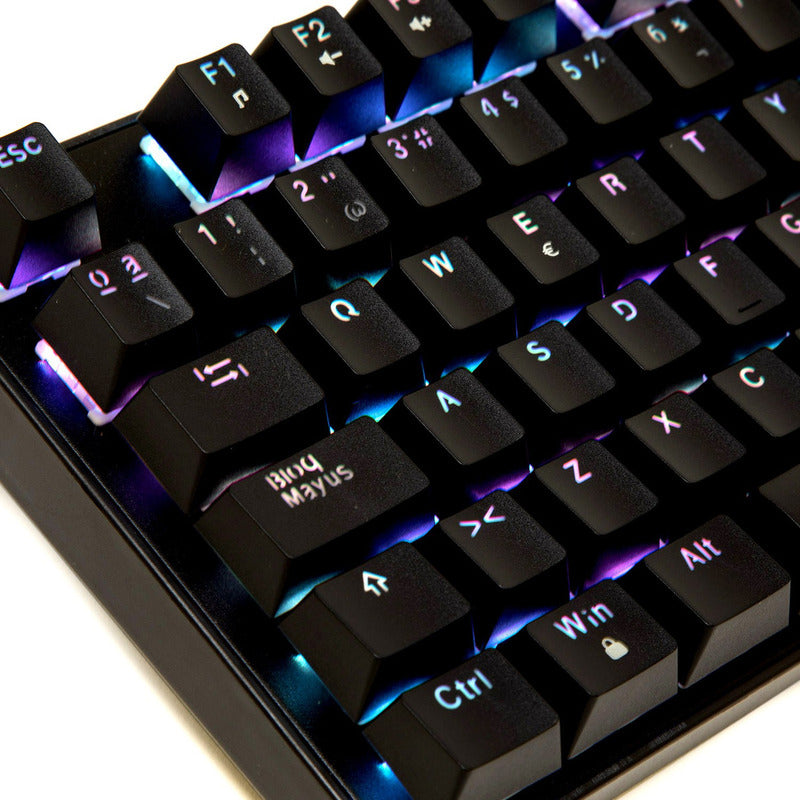 Teclado Gamer Njoytech Qwerty Outemu Blue Español Color Negro Con Luz Rgb