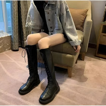 Cargar imagen en el visor de la galería, Botas De Planas Tipo Cuero De Moda Con Agujetas Para Mujer Negro . 38
