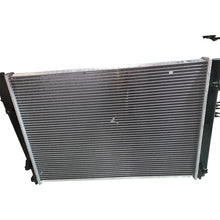 Cargar imagen en el visor de la galería, Radiador Motor Para Hyundai Tucson 2.0 2004 2010 Automatico
